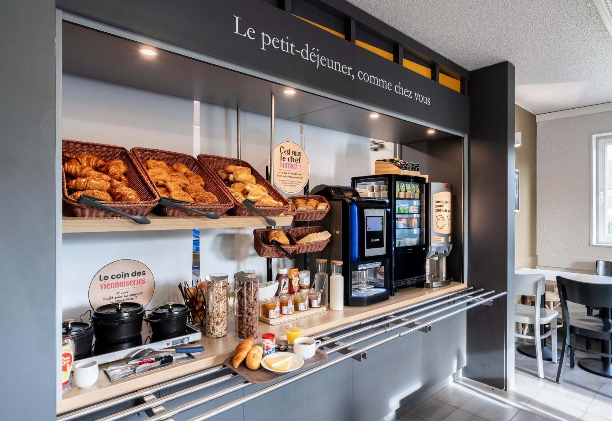 B&B Hotel Lille Lezennes Stade Pierre Mauroy Экстерьер фото