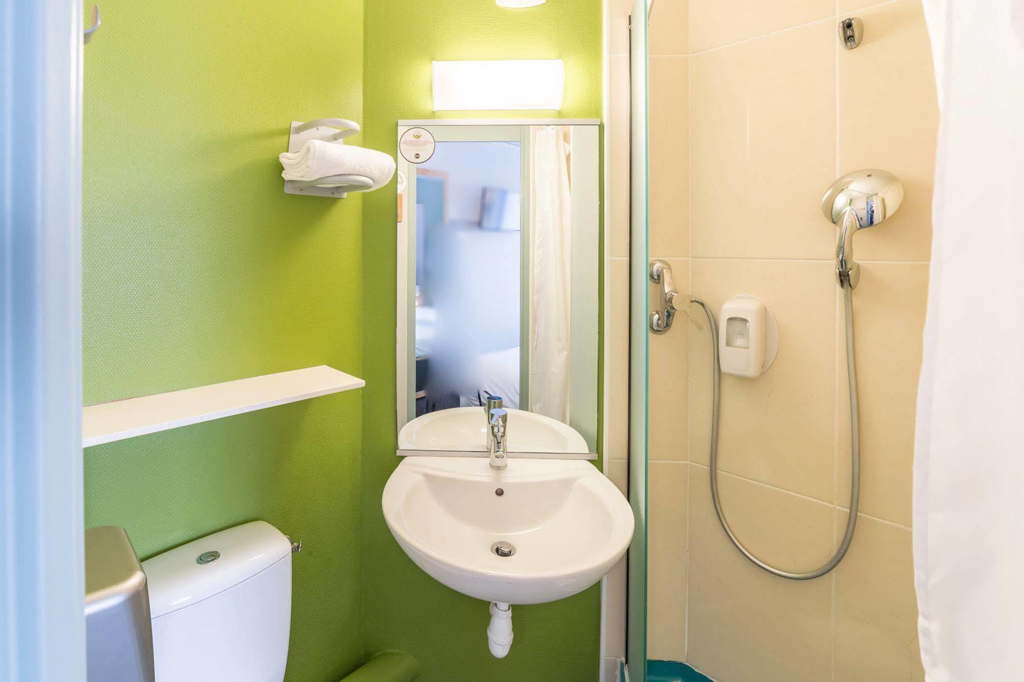 B&B Hotel Lille Lezennes Stade Pierre Mauroy Экстерьер фото