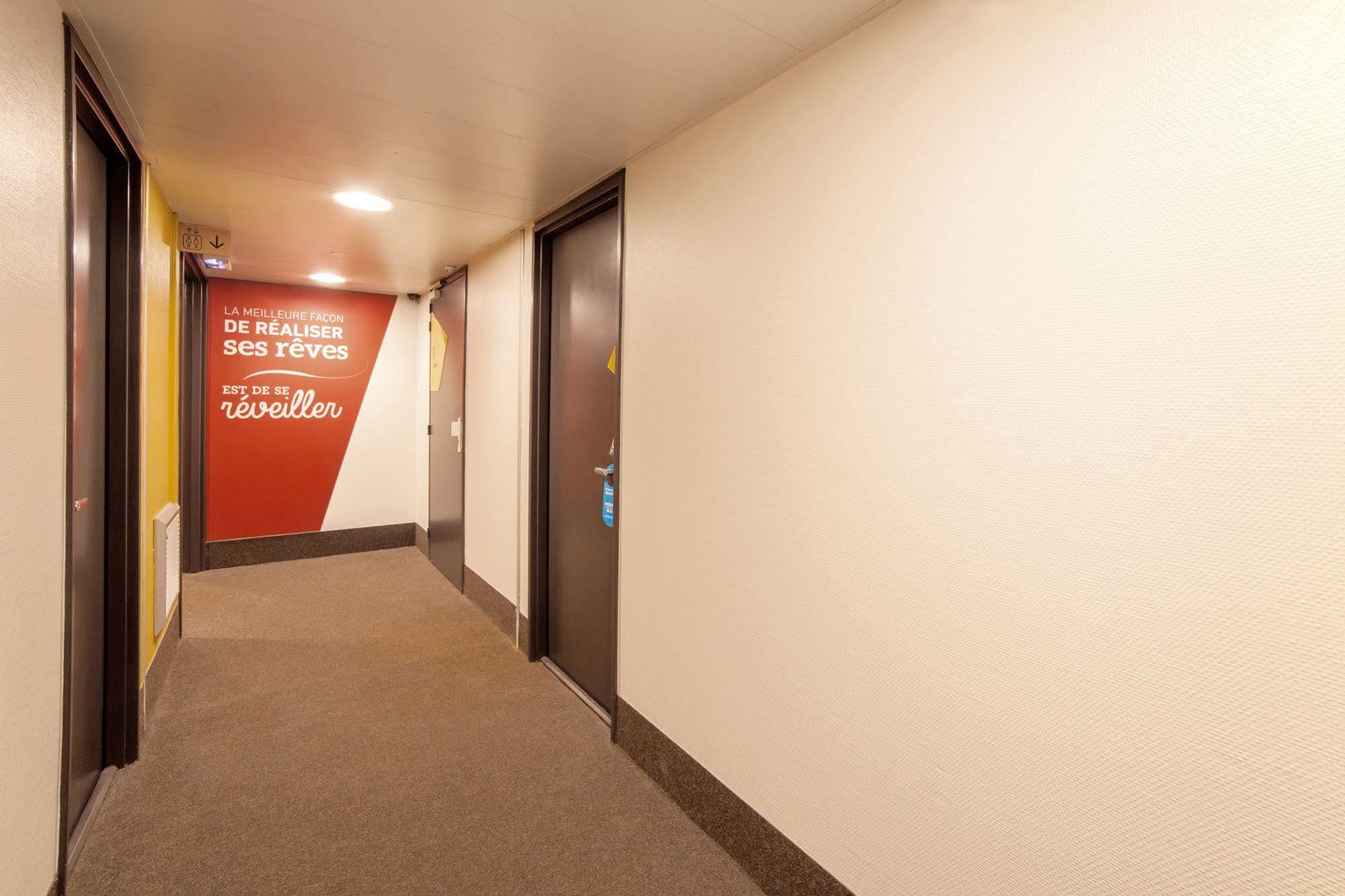 B&B Hotel Lille Lezennes Stade Pierre Mauroy Экстерьер фото